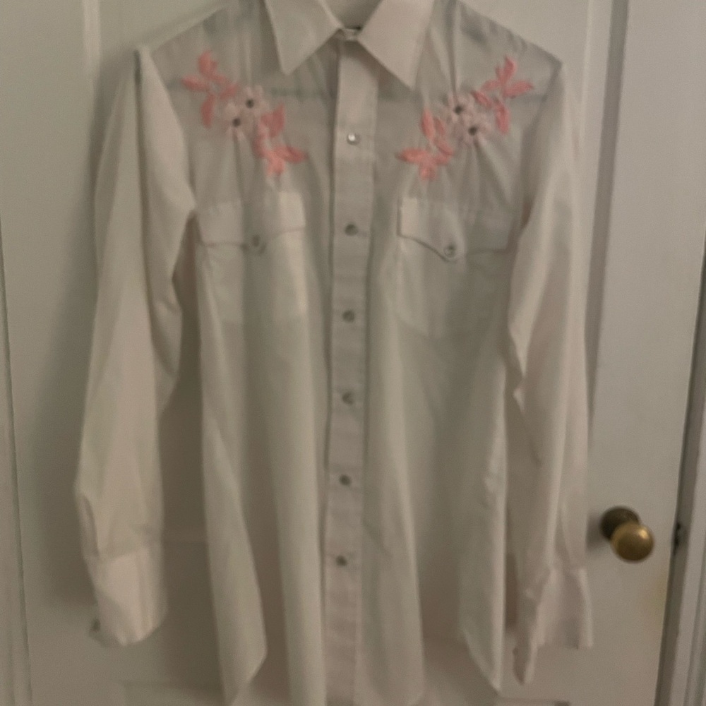 Men's White Western Shirt with Pearl Snap Buttons and Pink Floral Embroidery